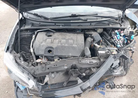 2018 Toyota Corolla Le из США, поврежденный, VIN 2T1BURHE2JC112727